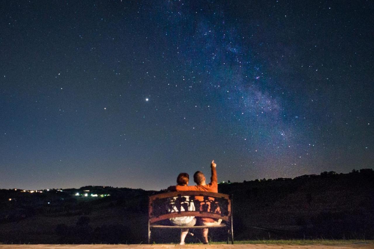 Casale Delle Rondini Bed & Breakfast Tolentino Dış mekan fotoğraf